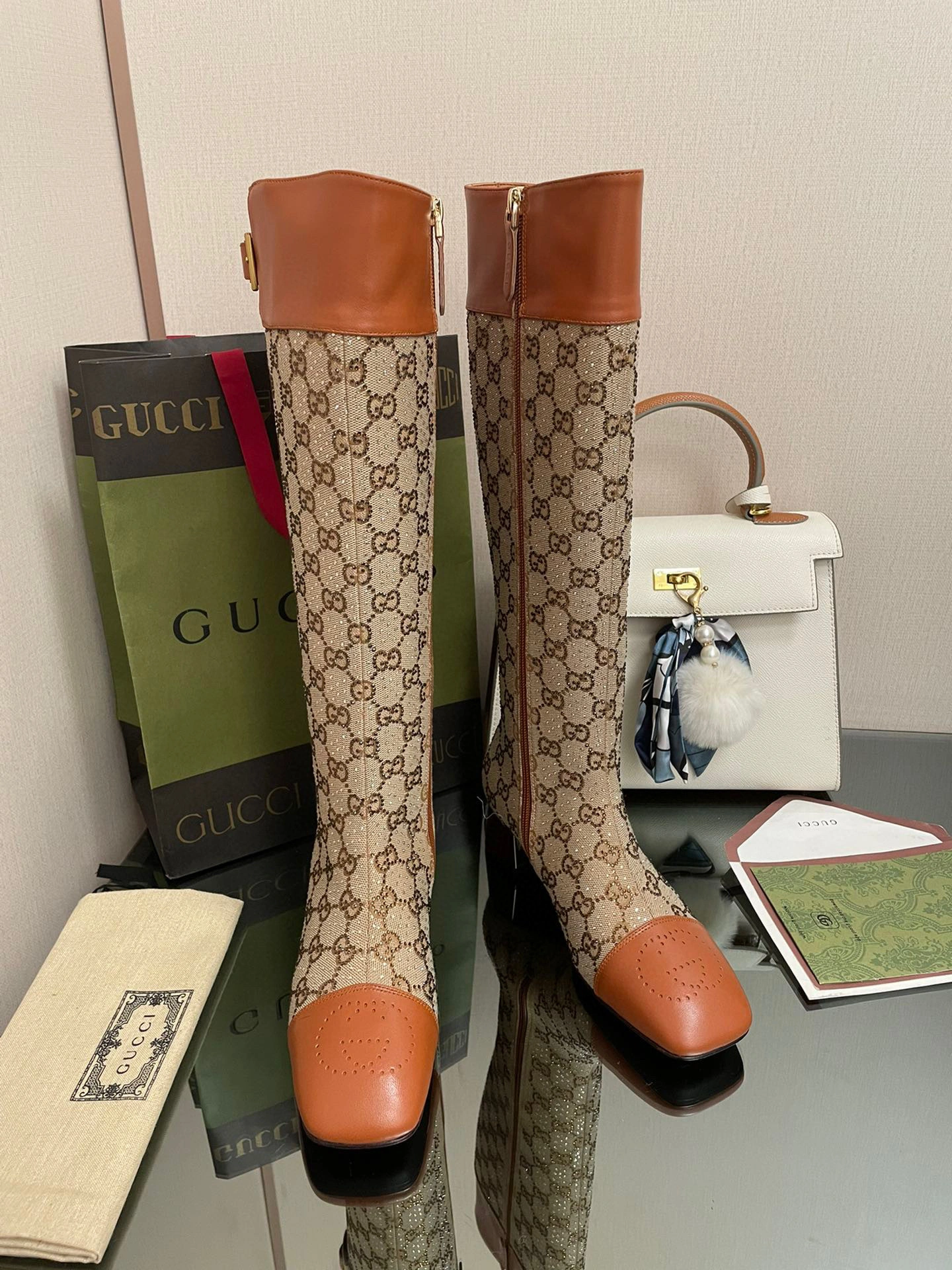 coco- heel height ：4.5CM Sheepskin item:B-X198J2002
